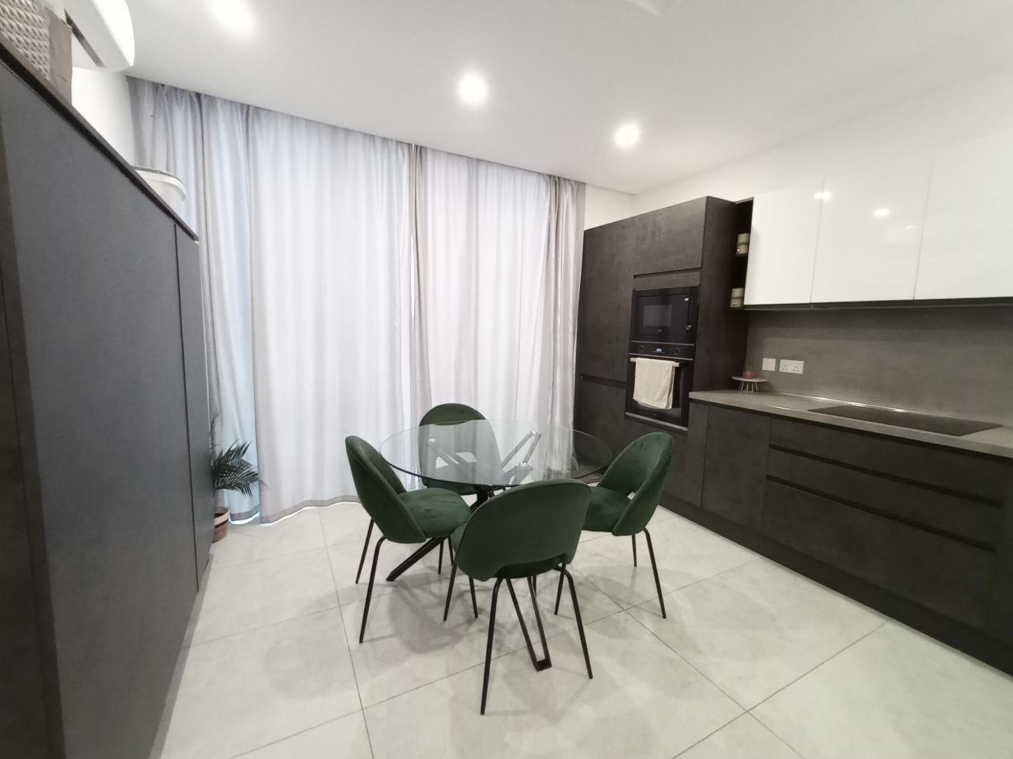 Apartment High Rise Haven Penthouse Mosta